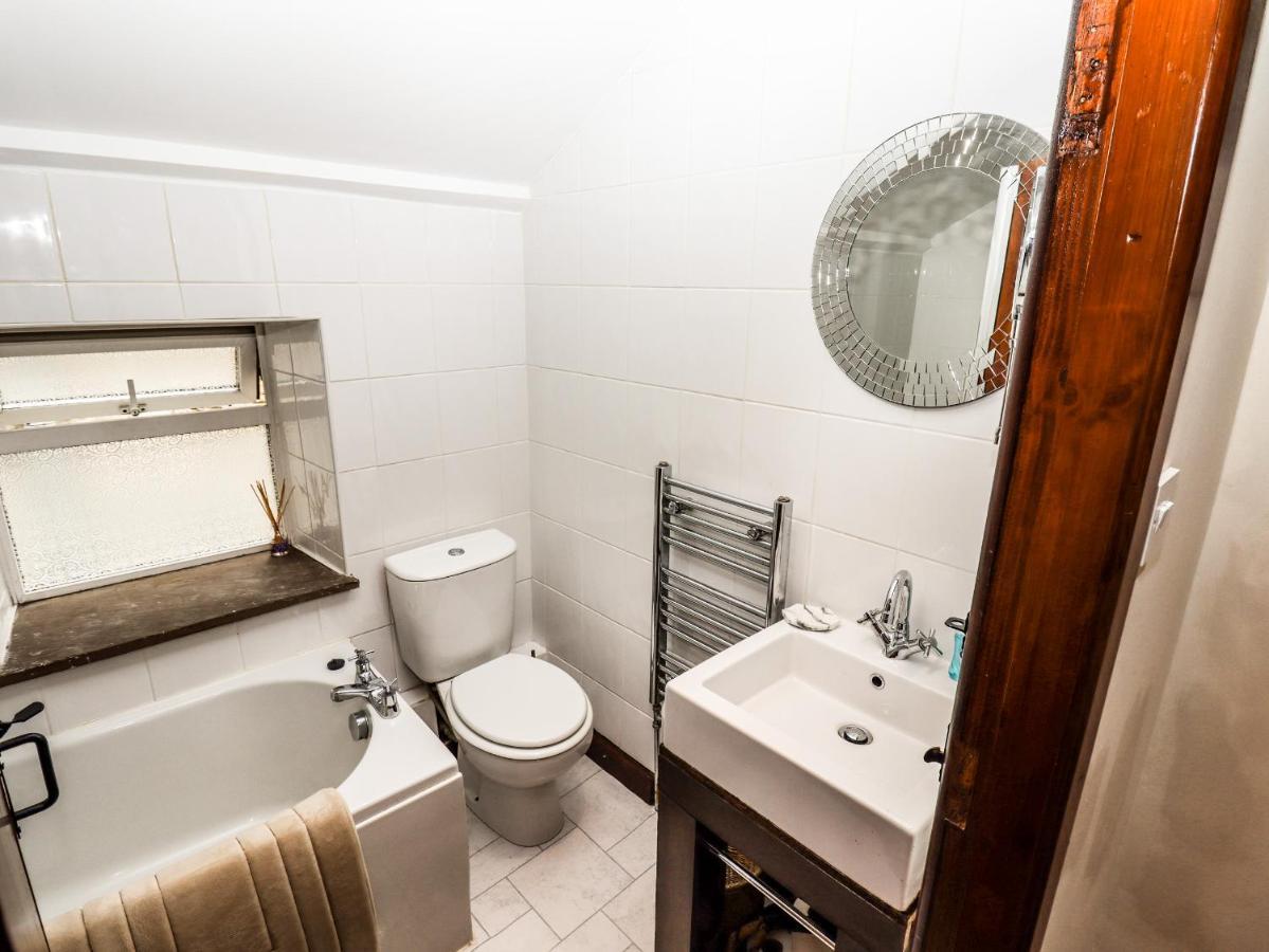 Bendigedig Villa Blackburn  Exteriör bild